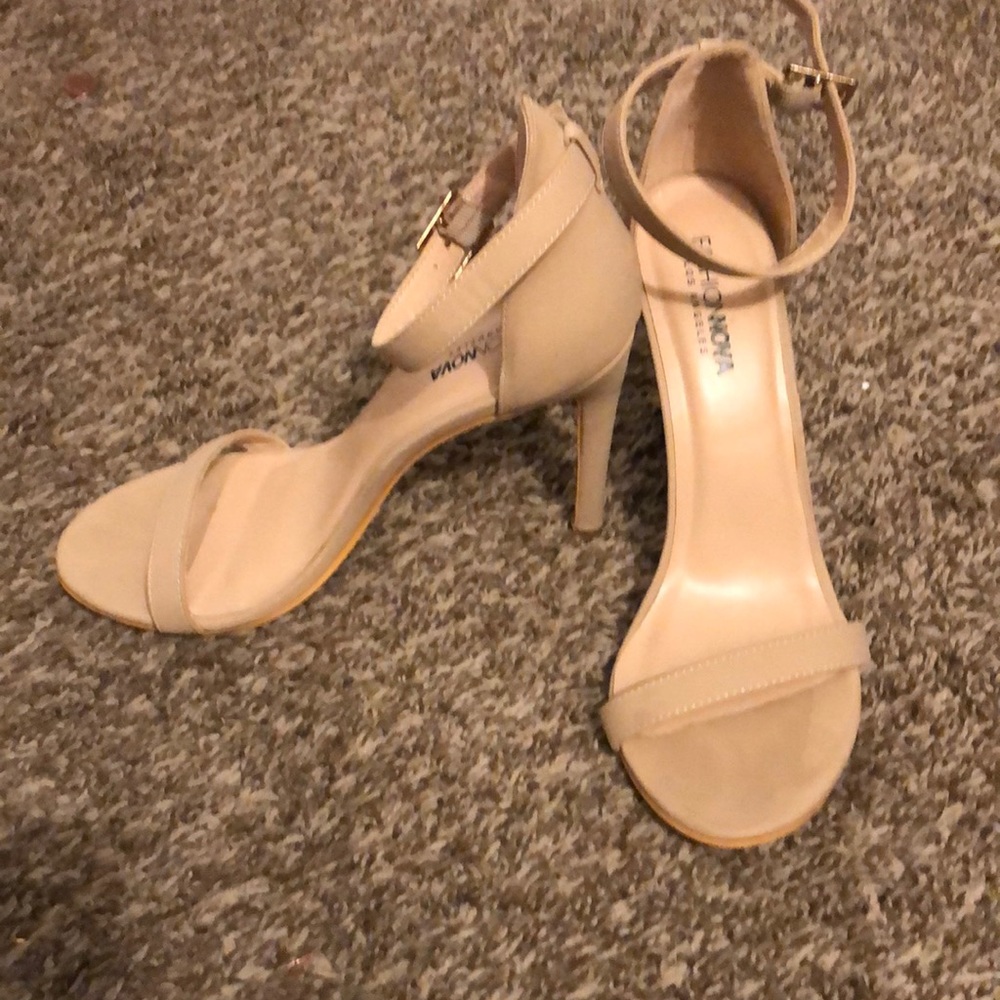 Fashion nova heels